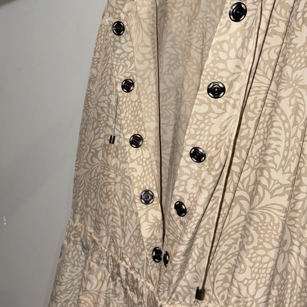 Club Monaco Paisley Silk Sleeveless Snap Front Romper Size 4 Tan - Picture 6 of 16